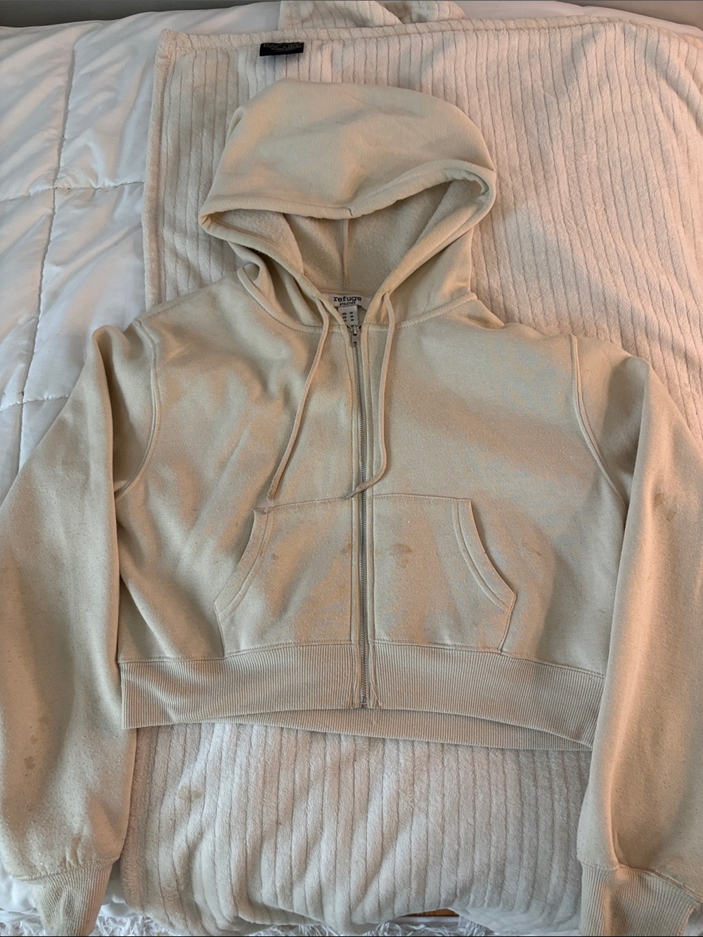 Refuge Athletics Cream Zip-Front Hooded Sweatshirt Kids Medium